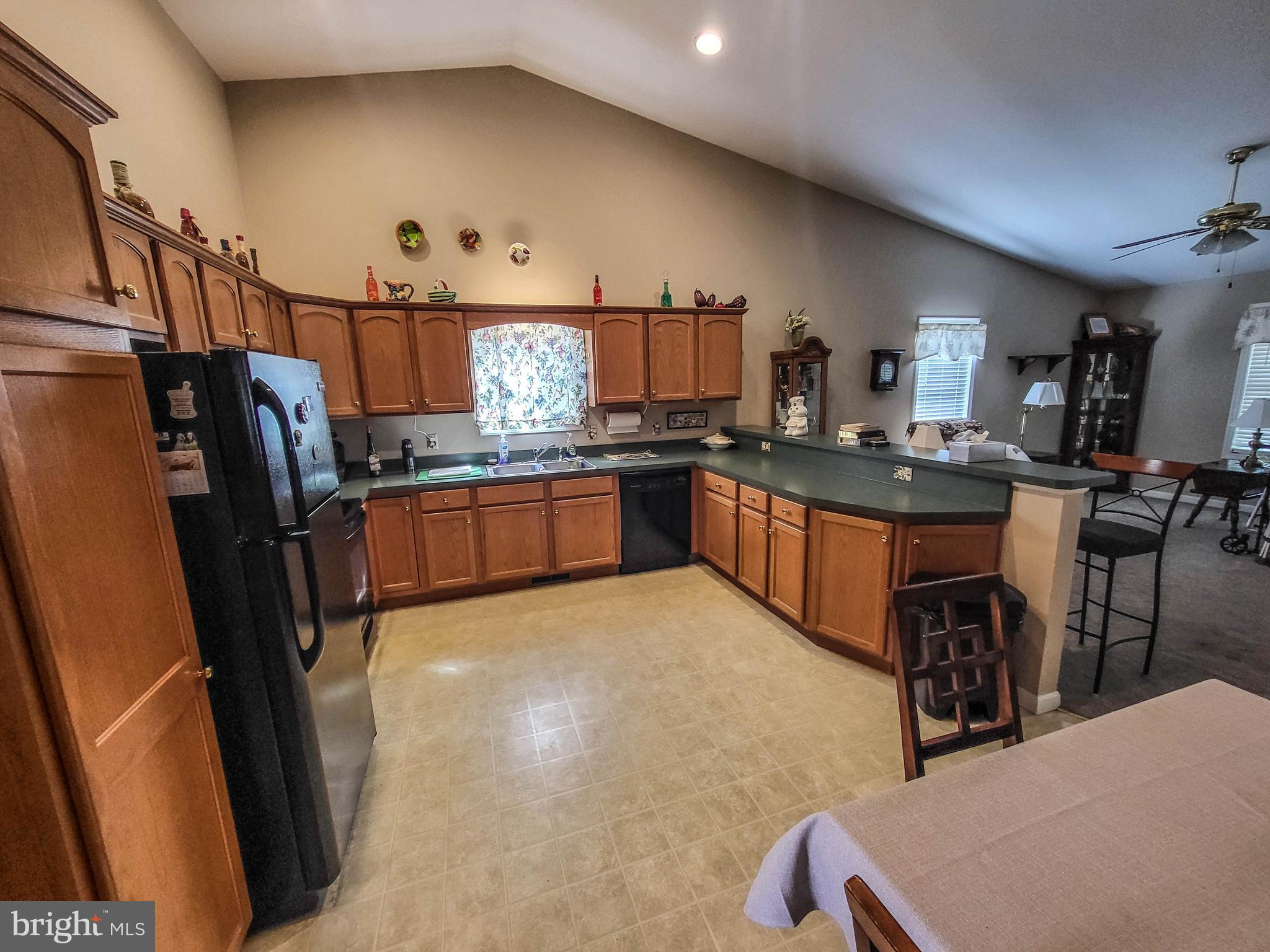 1261 Progress Road Chambersburg, PA 17201 - Photo 5 of 20 Lots of cabinetry