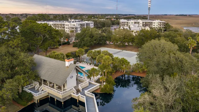 $835,000 | 1551 Ben Sawyer Boulevard, Unit 5J, Mount Pleasant, SC 29464