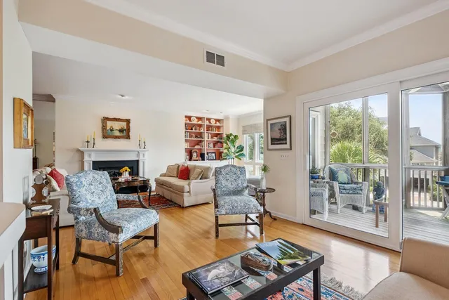 $835,000 | 1551 Ben Sawyer Boulevard, Unit 5J, Mount Pleasant, SC 29464