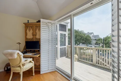 $835,000 | 1551 Ben Sawyer Boulevard, Unit 5J, Mount Pleasant, SC 29464