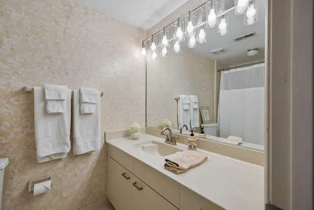 $835,000 | 1551 Ben Sawyer Boulevard, Unit 5J, Mount Pleasant, SC 29464