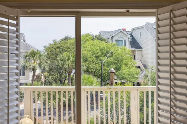 $835,000 | 1551 Ben Sawyer Boulevard, Unit 5J, Mount Pleasant, SC 29464