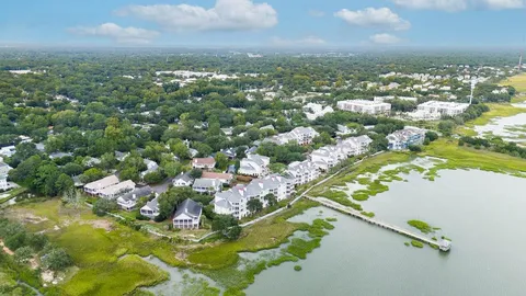 $835,000 | 1551 Ben Sawyer Boulevard, Unit 5J, Mount Pleasant, SC 29464