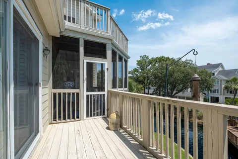 $835,000 | 1551 Ben Sawyer Boulevard, Unit 5J, Mount Pleasant, SC 29464