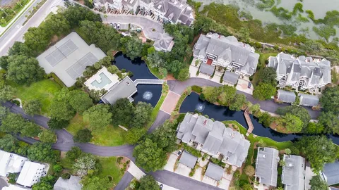 $835,000 | 1551 Ben Sawyer Boulevard, Unit 5J, Mount Pleasant, SC 29464