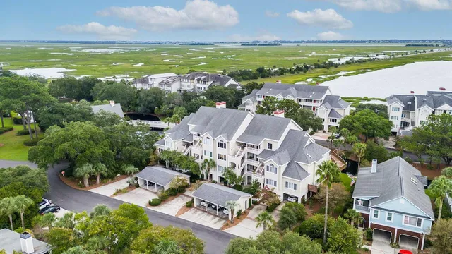 $835,000 | 1551 Ben Sawyer Boulevard, Unit 5J, Mount Pleasant, SC 29464