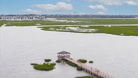 $835,000 | 1551 Ben Sawyer Boulevard, Unit 5J, Mount Pleasant, SC 29464