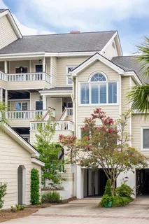 $835,000 | 1551 Ben Sawyer Boulevard, Unit 5J, Mount Pleasant, SC 29464