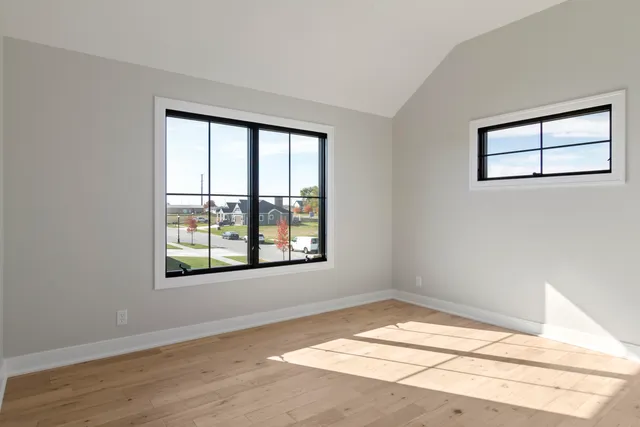 a view of empty room with window
