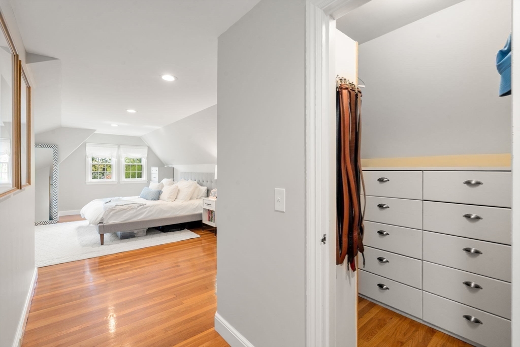 14 Standish Road Wellesley, MA 02481 - Photo 26 of 36 Gallery Image 26