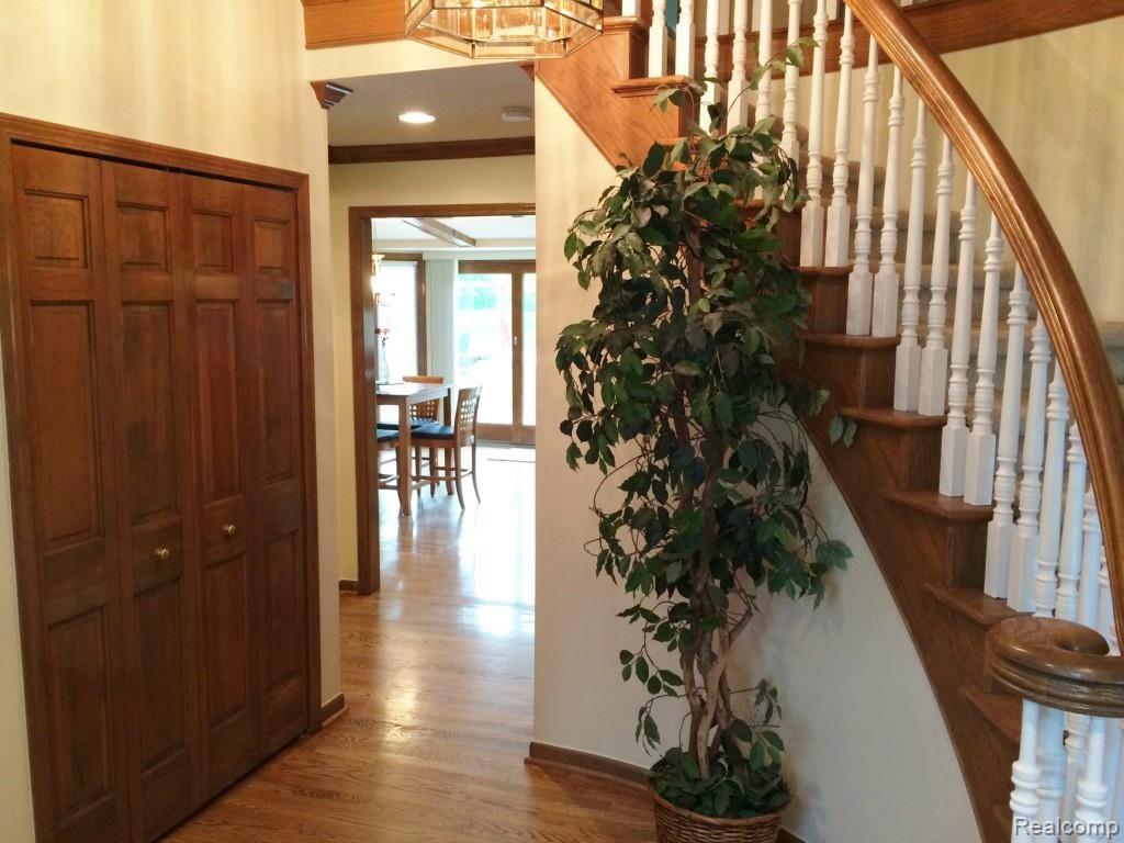 3138 Summit Ridge Drive Rochester, MI 48306 - Photo 30 of 76 IMG_8237.jpg
