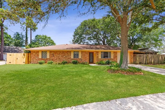 $1,900 | Undisclosed Address, Slidell, LA 70458