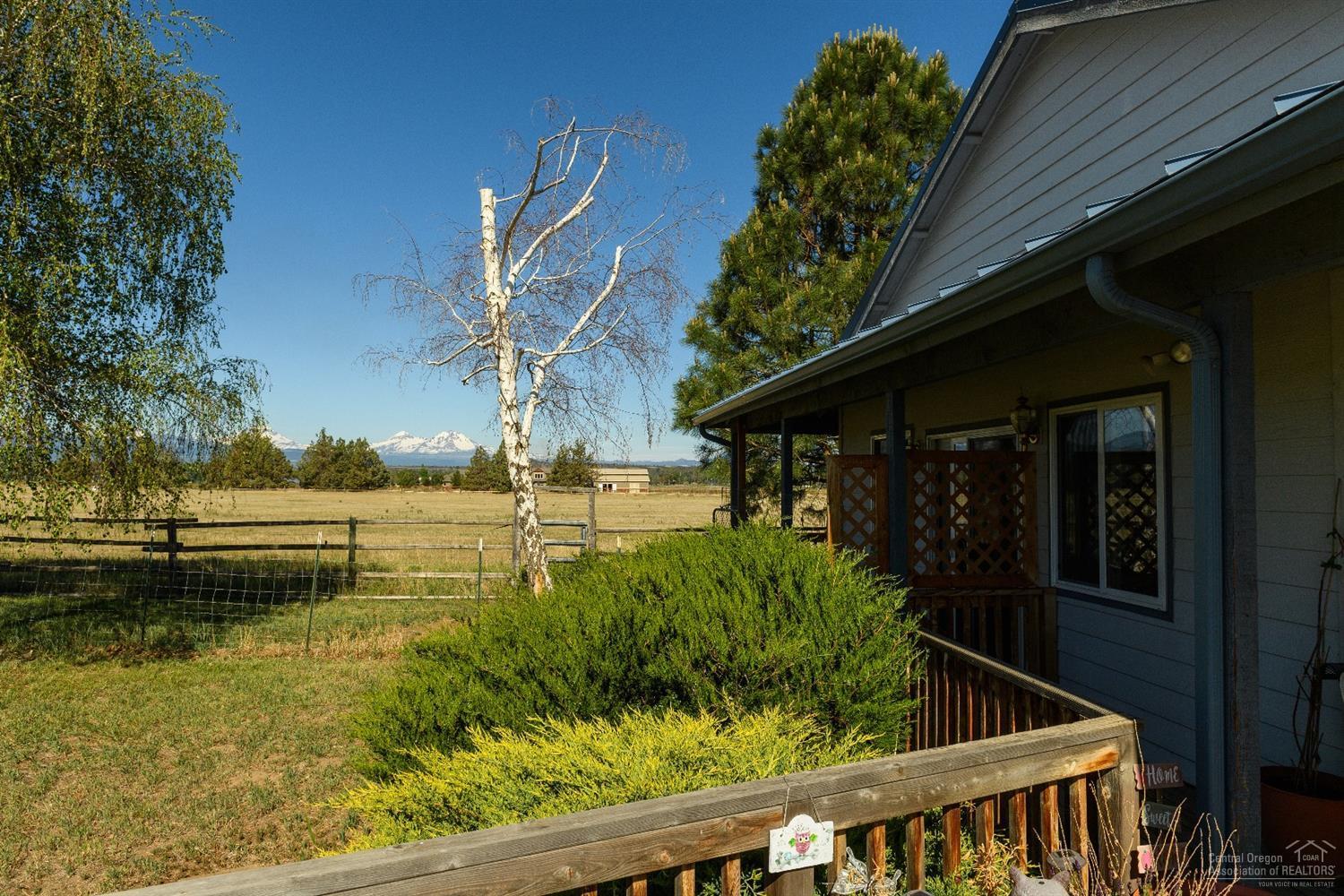 20250 Marsh Road Bend, OR 97703 - Photo 3 of 24 Additional Photo