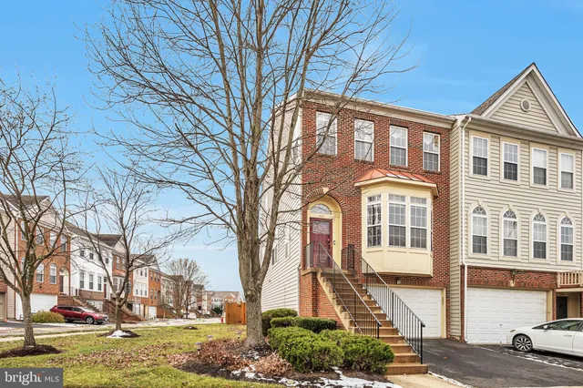 $3,950 | 6143 Cilantro Drive, Alexandria, VA 22310