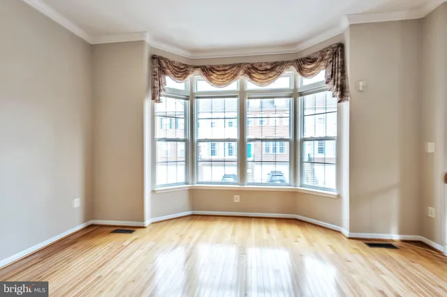 $3,950 | 6143 Cilantro Drive, Alexandria, VA 22310