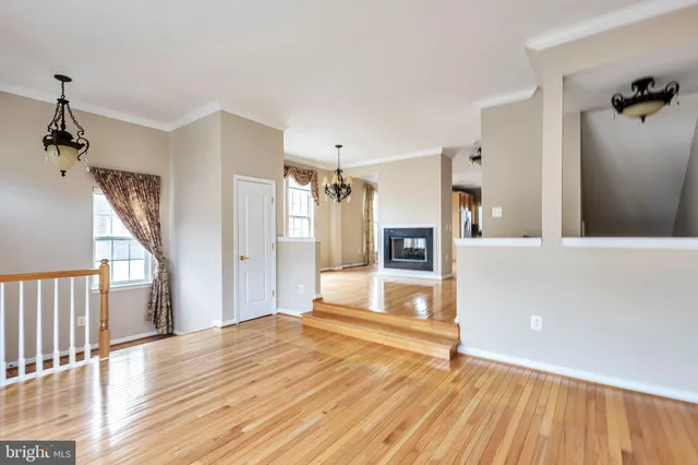 $3,950 | 6143 Cilantro Drive, Alexandria, VA 22310