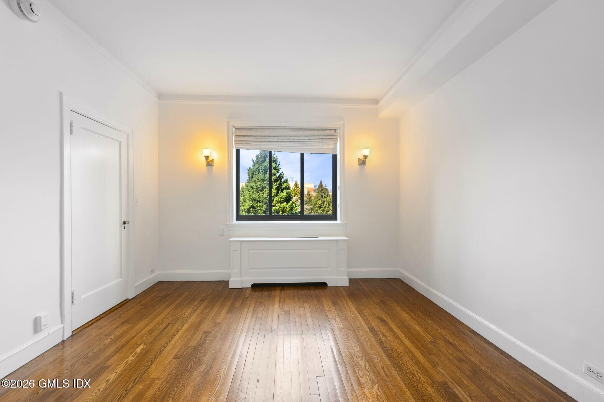 47 Lafayette Place, Unit 2D Greenwich, CT 06830 - Photo 16 of 33 Bedroom