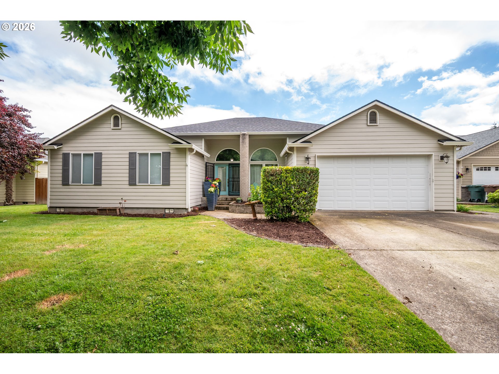 2350 Jathom Lane Longview, WA 98632 - Photo 2 of 27