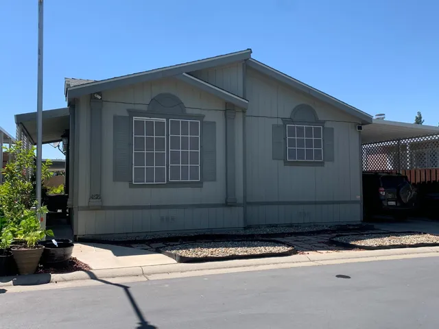 $129,900 | 4876 Brookdale Drive, Unit 161, Sacramento, CA 95834