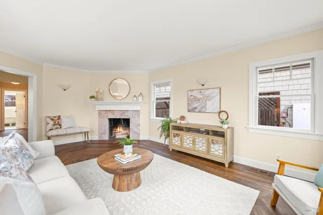 $875,000 | 605 Baker Street, Petaluma, CA 94952