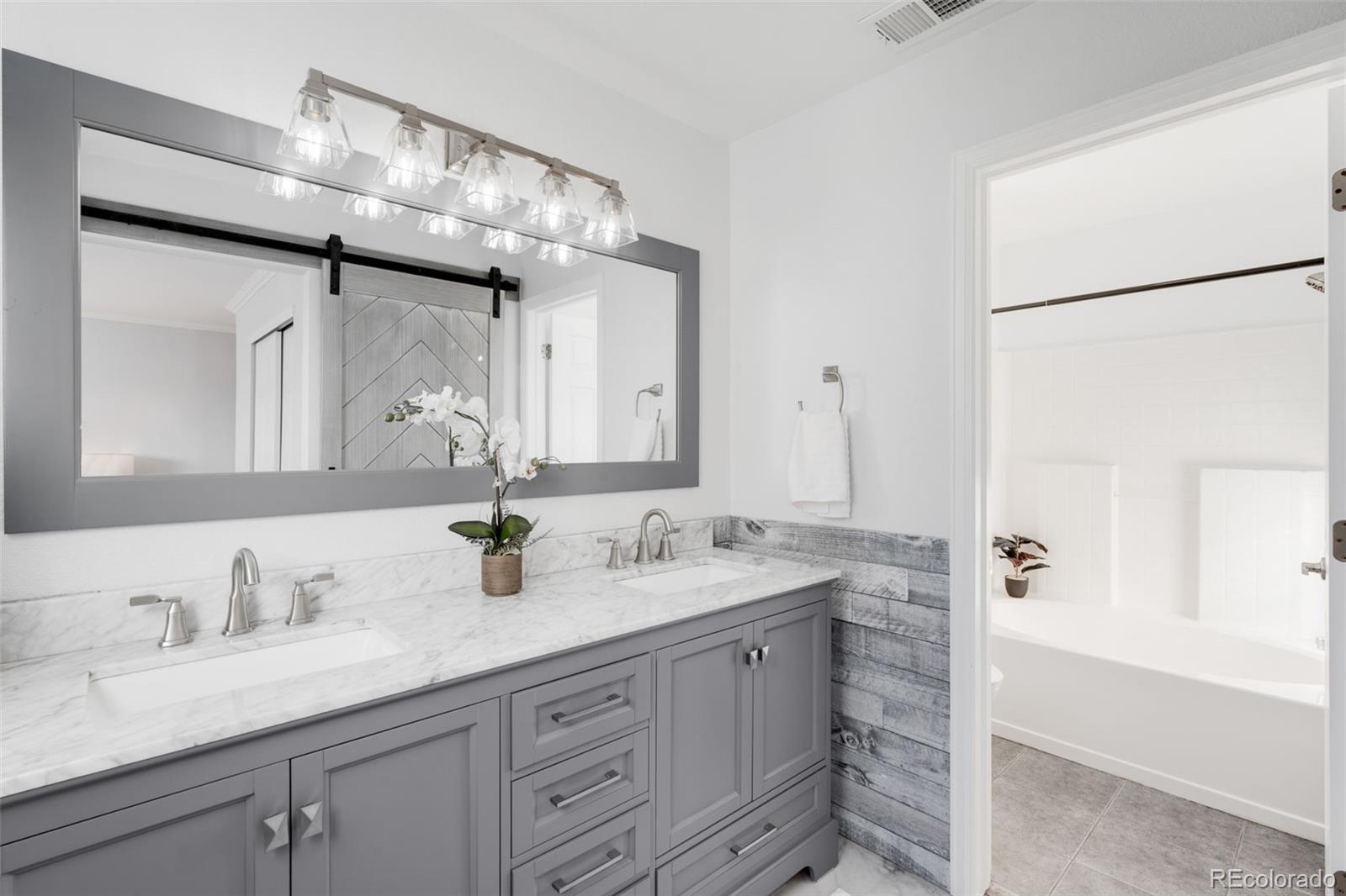 10015 Apollo Bay Way Highlands Ranch, CO 80130 - Photo 17 of 48 Gallery Image 17