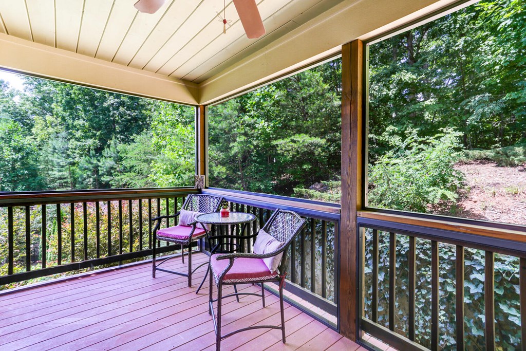 462 Licklog Ridge Hayesville, NC 28904 - Photo 15 of 33 Gallery Image 15