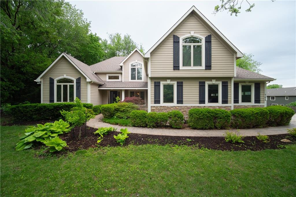 704 Folks Road Lawrence, KS 66049 - Photo 7 of 72