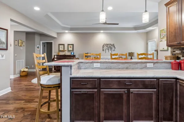 $795,000 | 1148 Cliffview Circle, Gray, TN 37615