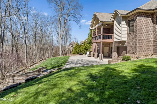 $795,000 | 1148 Cliffview Circle, Gray, TN 37615