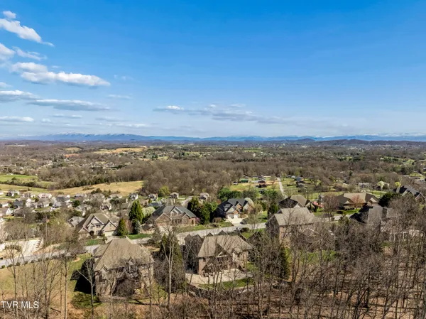 $795,000 | 1148 Cliffview Circle, Gray, TN 37615