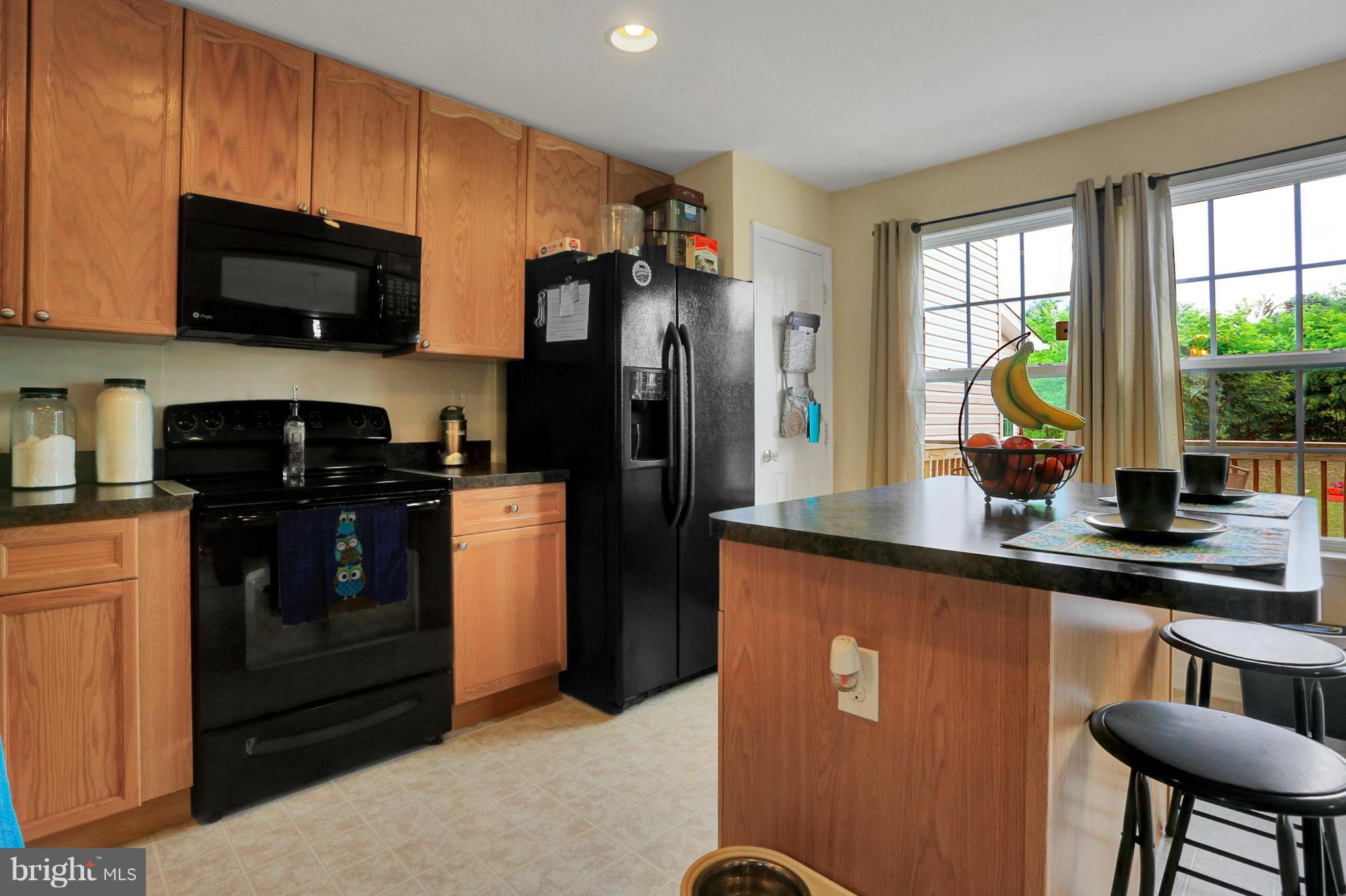 203 Rumbling Rock Road Hedgesville, WV 25427 - Photo 5 of 28 Kitchen
