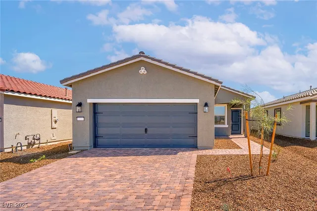 $418,900 | 6736 High Cascade Avenue, Las Vegas, NV 89156