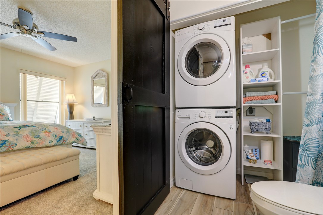1116 Breezy Way, Unit 1H Sebastian, FL 32958 - Photo 25 of 36