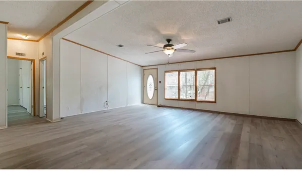 $1,600 | 10991 FM 1484 Road, Conroe, TX 77303
