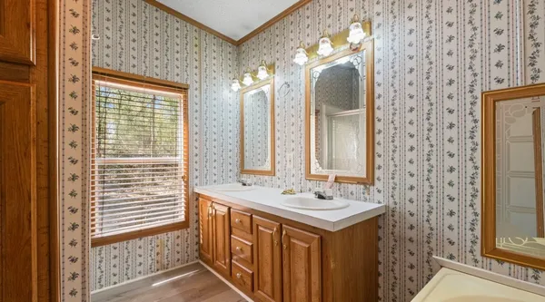 $1,600 | 10991 FM 1484 Road, Conroe, TX 77303