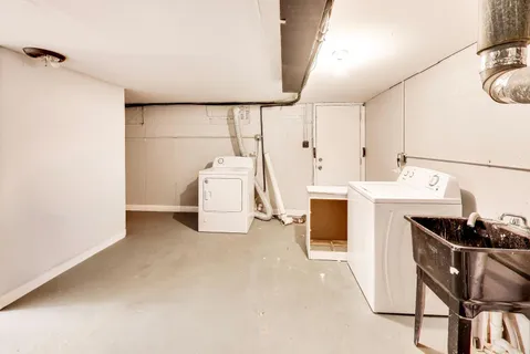 $255,000 | 6751 South St Lawrence Avenue, Chicago, IL 60637