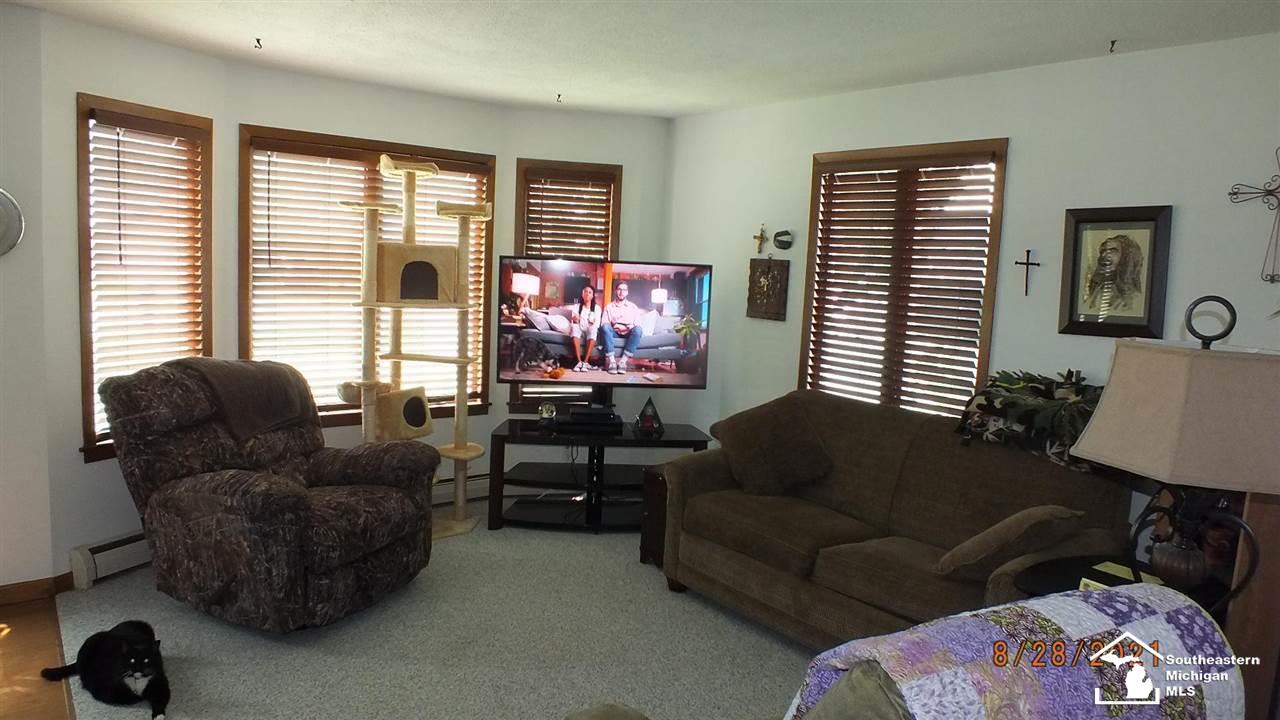 3290 West Albain Road Monroe, MI 48161 - Photo 3 of 26