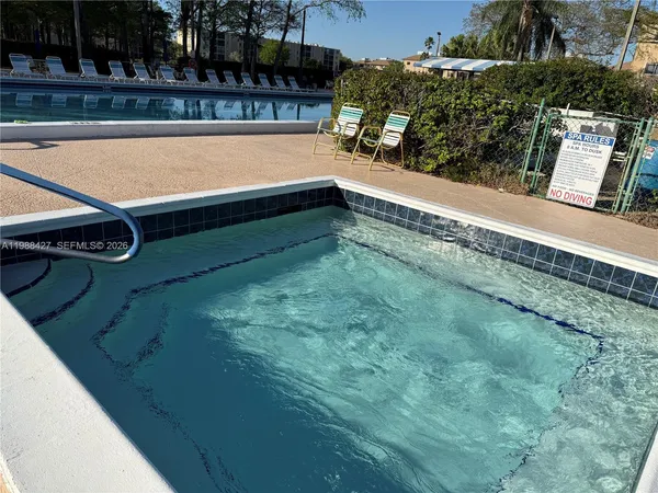 $1,800 | 7900 Northwest 50th Street, Unit 205, Lauderhill, FL 33351