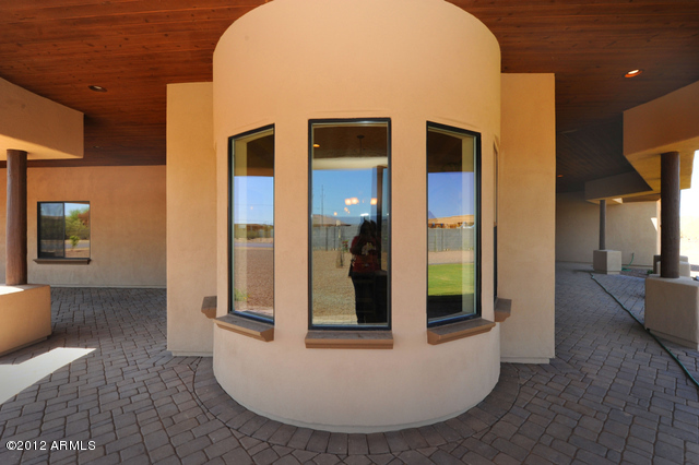 1108 West Maddock Road Phoenix, AZ 85086 - Photo 26 of 26 patio