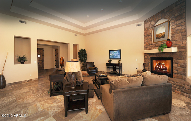 1108 West Maddock Road Phoenix, AZ 85086 - Photo 8 of 26 living