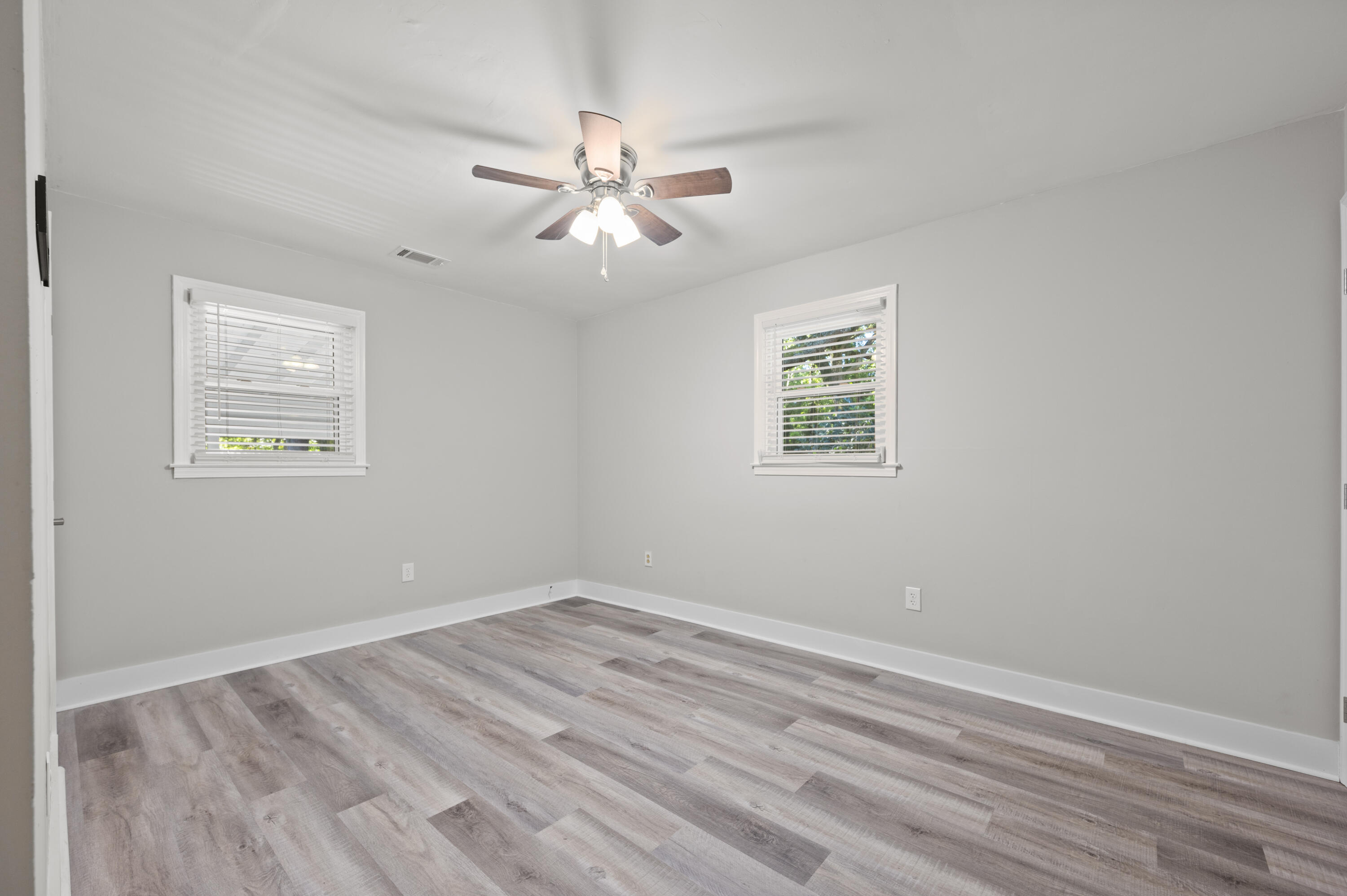 1115 Shadow Drive Mount Pleasant, SC 29464 - Photo 12 of 16 DSC_6456