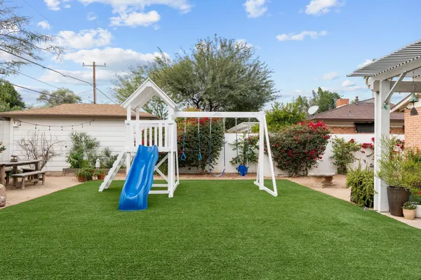 $3,675 | 317 West Encanto Boulevard, Phoenix, AZ 85003