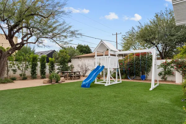$3,675 | 317 West Encanto Boulevard, Phoenix, AZ 85003
