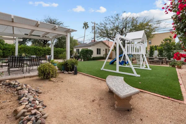 $3,675 | 317 West Encanto Boulevard, Phoenix, AZ 85003