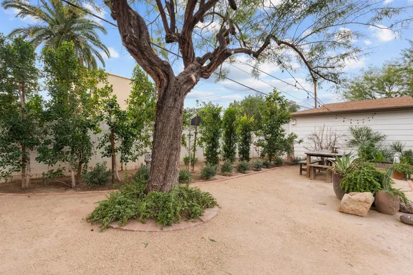 $3,675 | 317 West Encanto Boulevard, Phoenix, AZ 85003