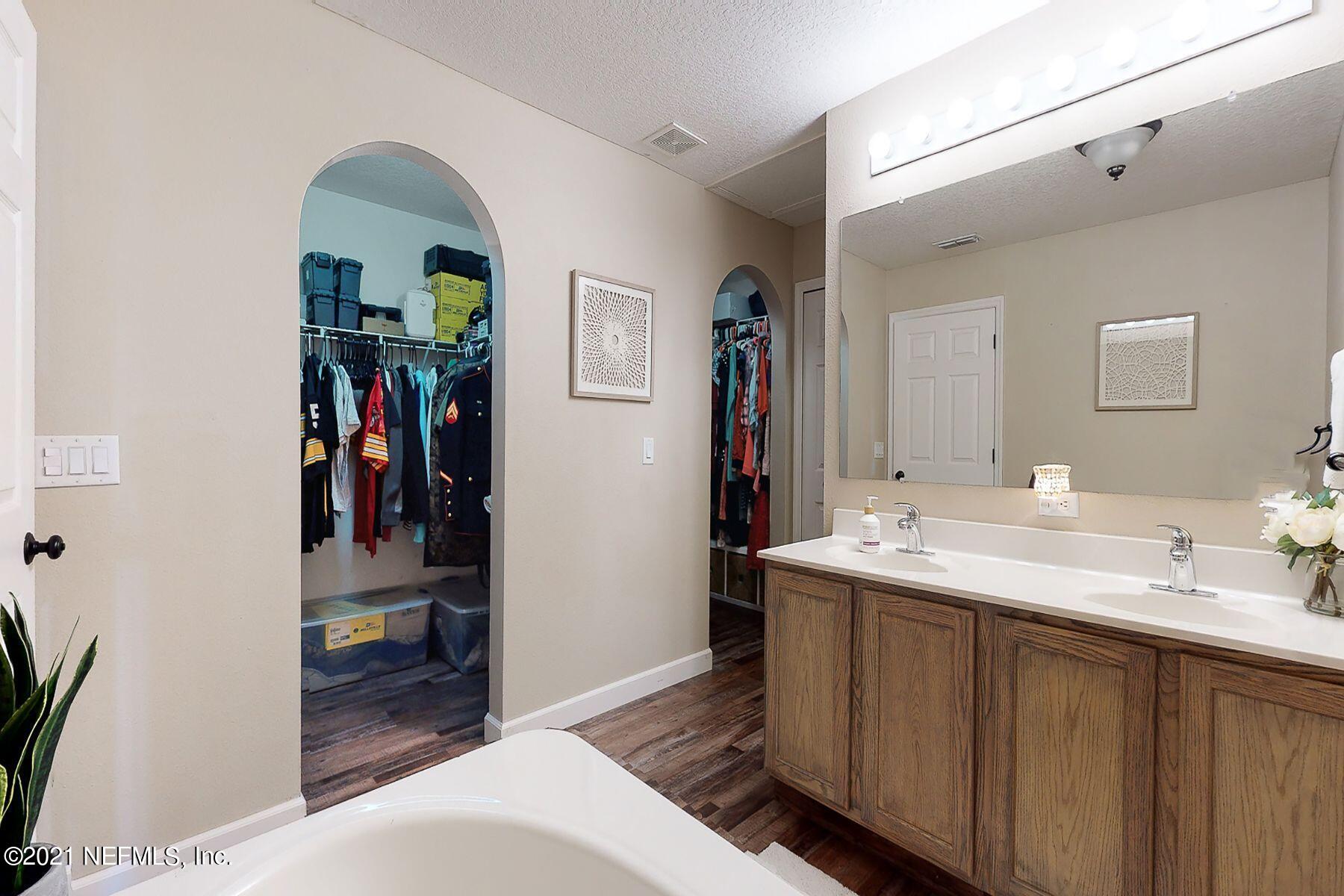 3833 Sand Dollar Road Middleburg, FL 32068 - Photo 21 of 28 master bath 2