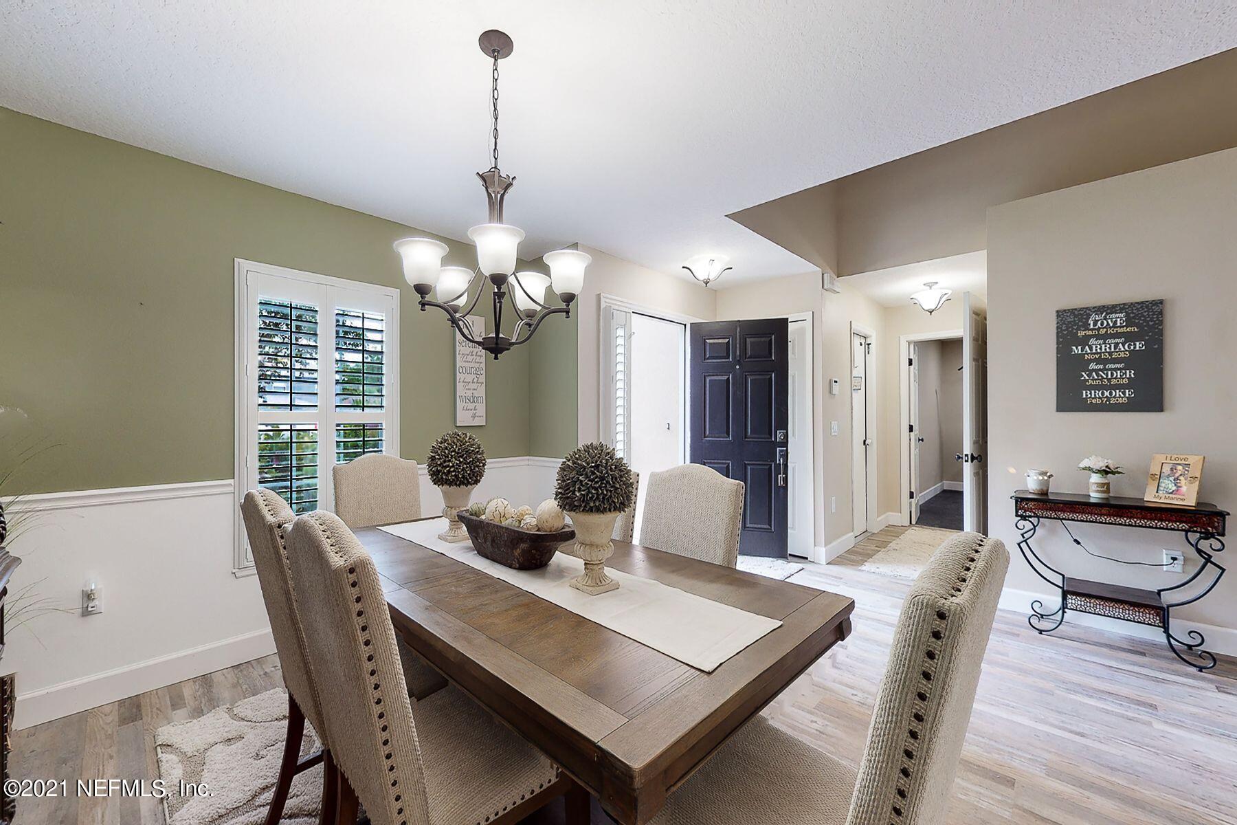 3833 Sand Dollar Road Middleburg, FL 32068 - Photo 3 of 28 dining room