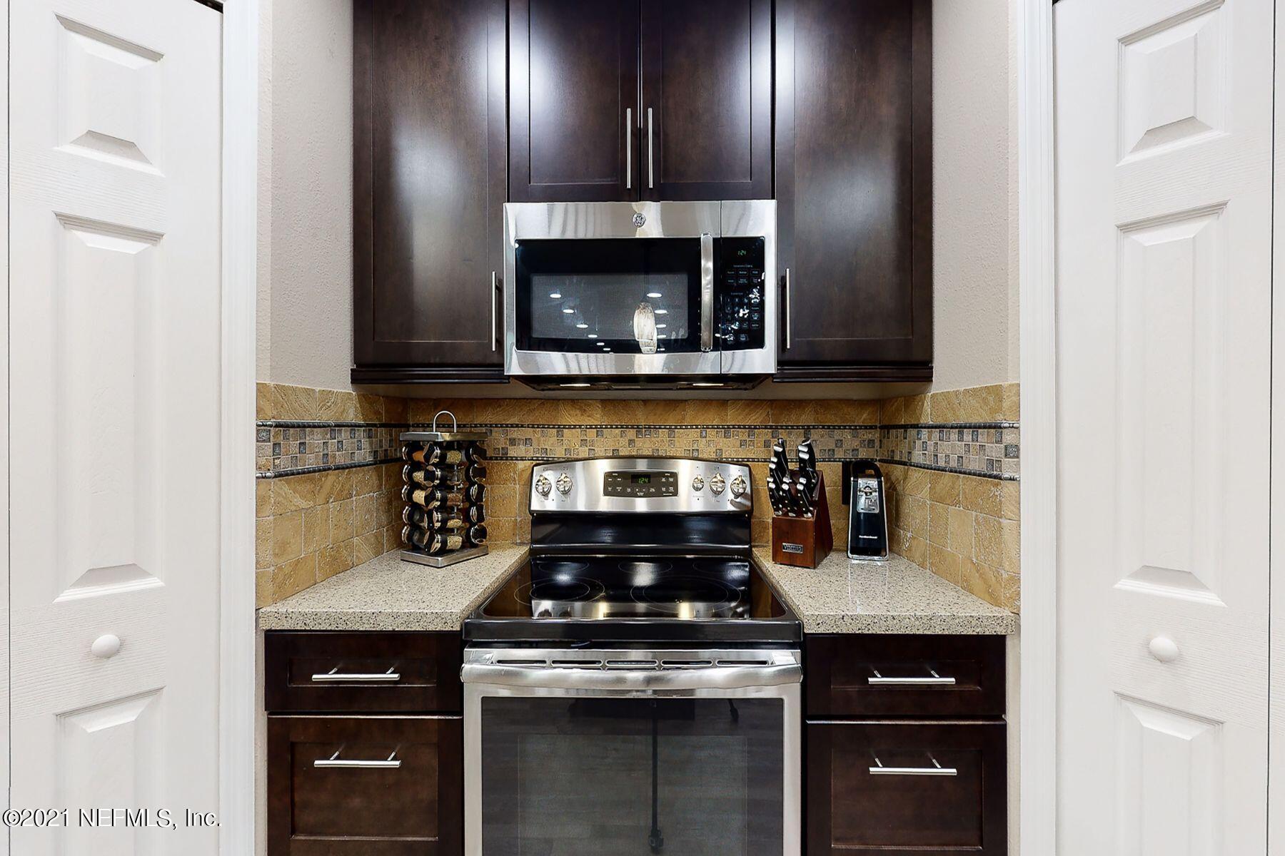 3833 Sand Dollar Road Middleburg, FL 32068 - Photo 6 of 28 kitchen 2
