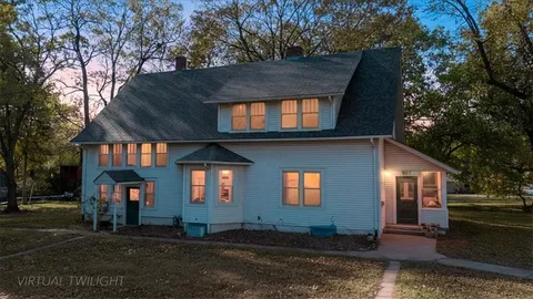 $359,950 | 807 Highgrove Road, Grandview, MO 64030