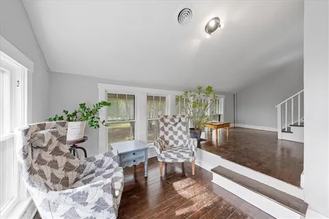 $359,950 | 807 Highgrove Road, Grandview, MO 64030